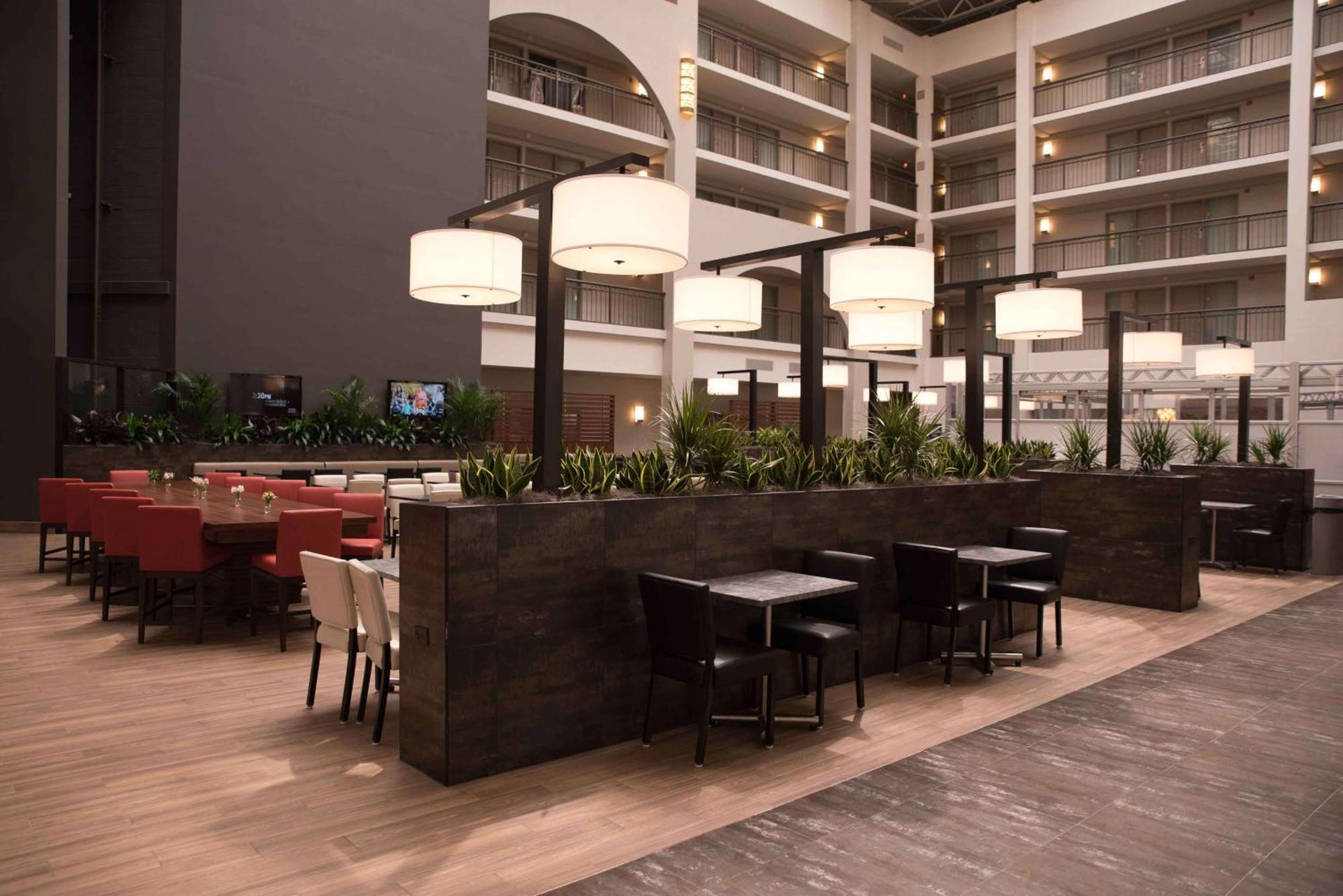 เอมบาสซี สวีท บาย ฮิลตัน ดีทรอยต์ ลิโวเนีย โนวี Hotel ภายนอก รูปภาพ